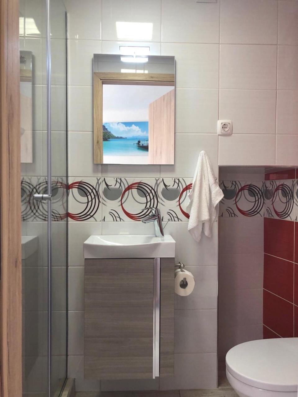 Romantic Hotel Centar Omišalj Buitenkant foto